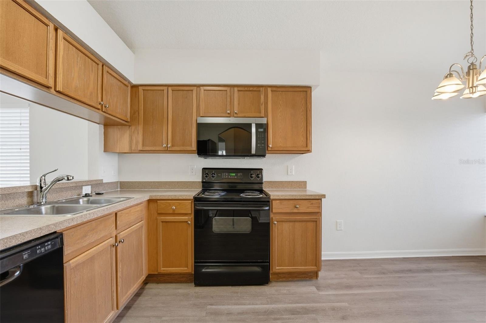 COUNTRY HILLS EAST UNIT 6 - Residential