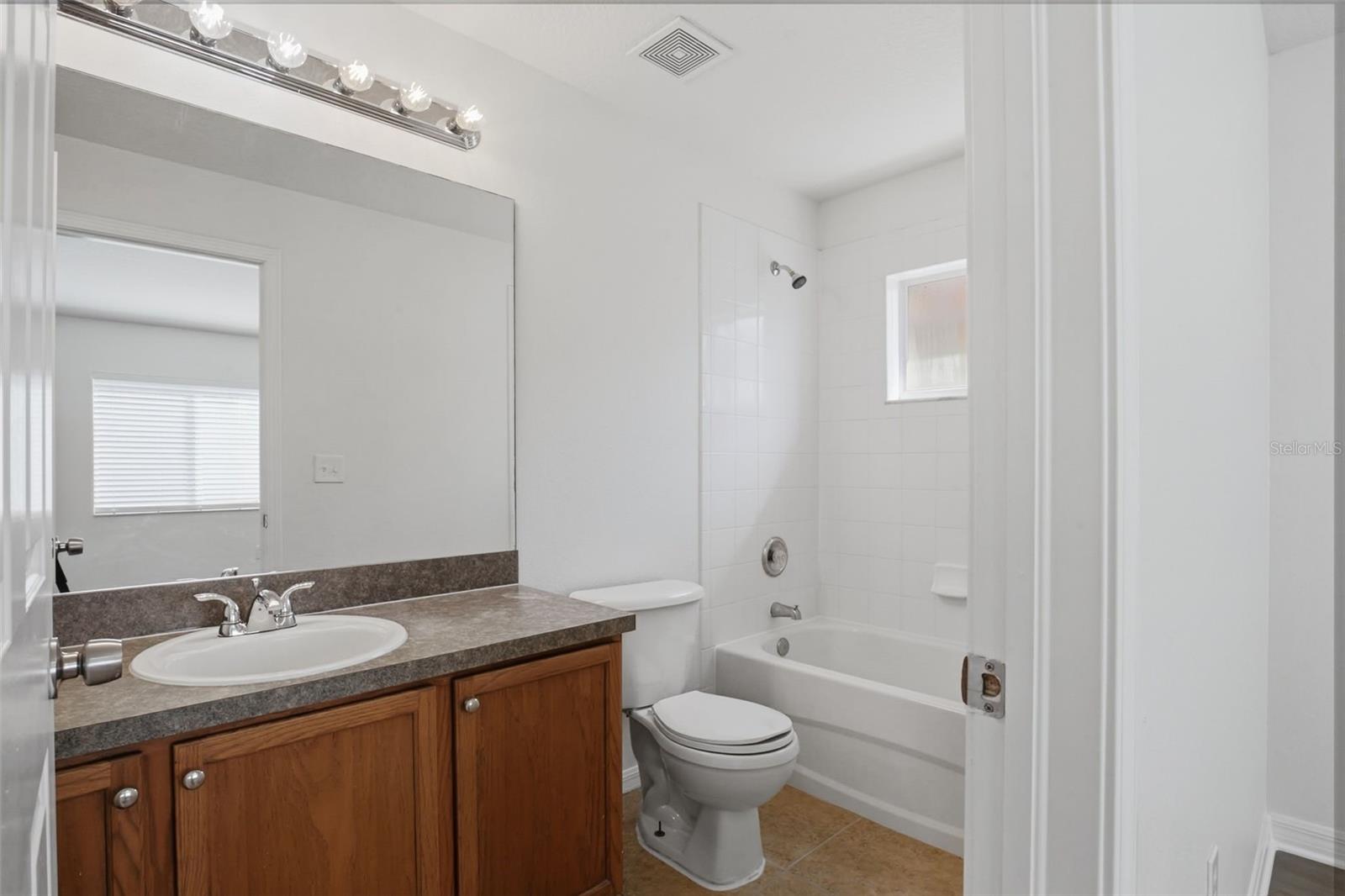 COUNTRY HILLS EAST UNIT 6 - Residential