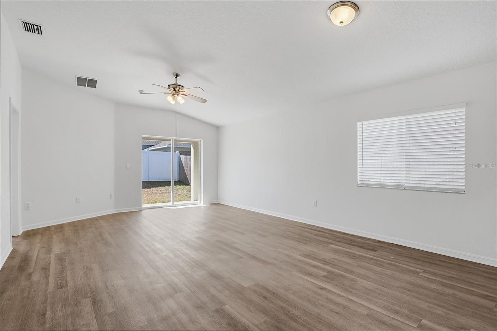 COUNTRY HILLS EAST UNIT 6 - Residential