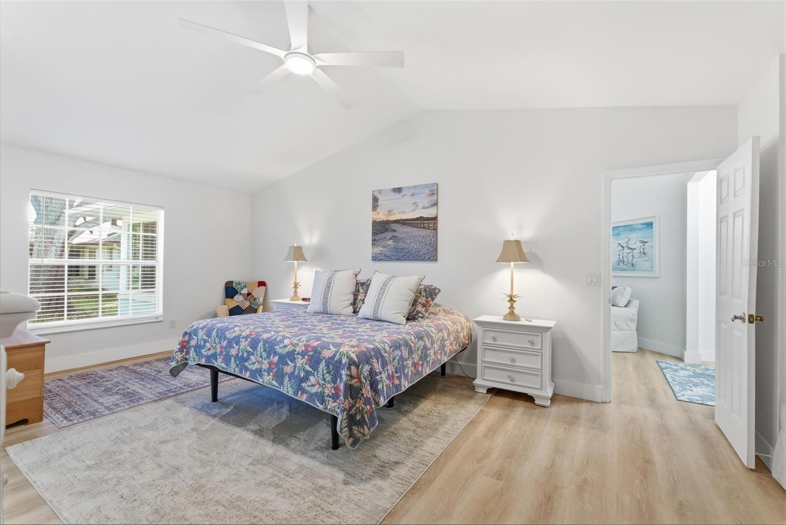 WOODLAKE - Residential