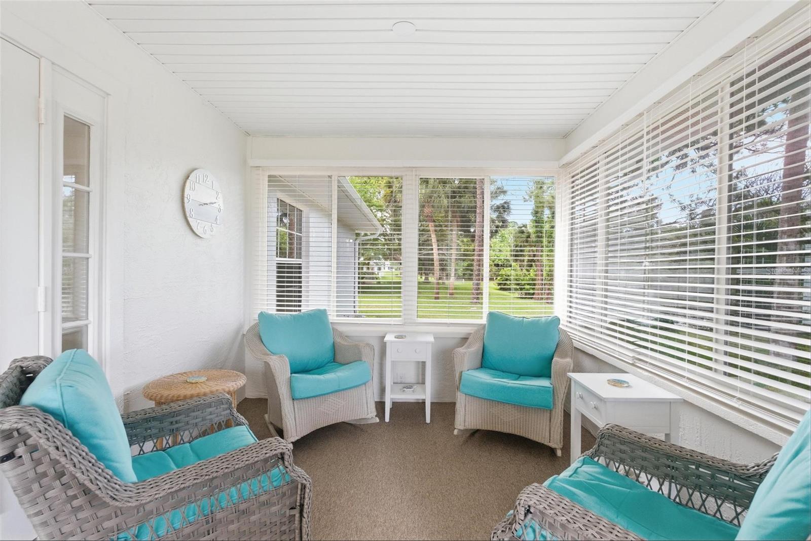 WOODLAKE - Residential