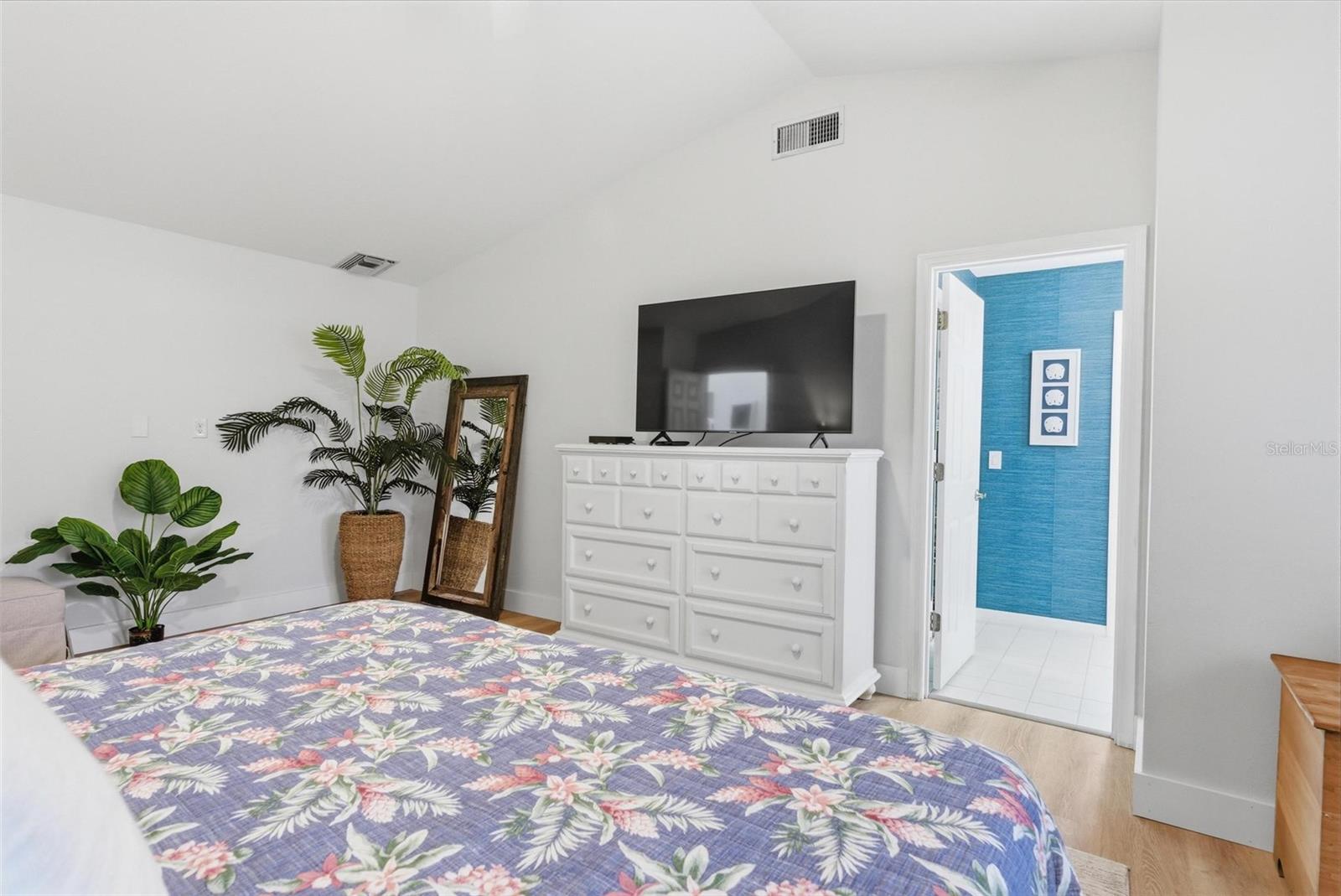 WOODLAKE - Residential