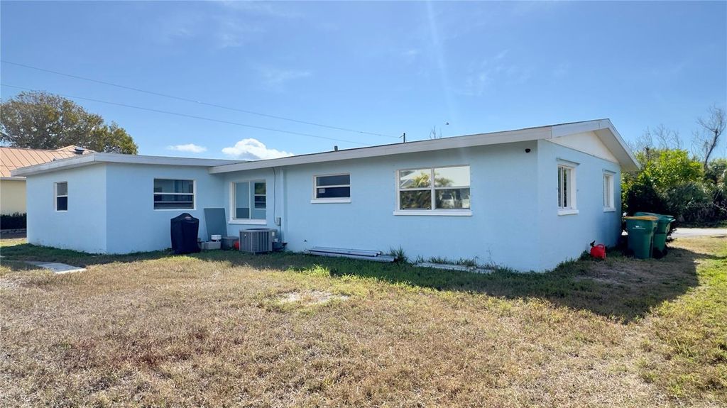 Photo of 420 Greenwich Avenue NW, Port Charlotte, FL 33952 (MLS # C7522647)