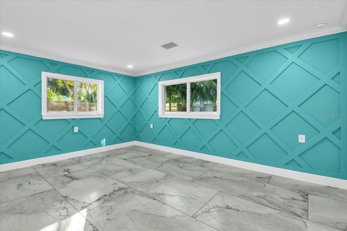 SIESTA ISLES - Residential