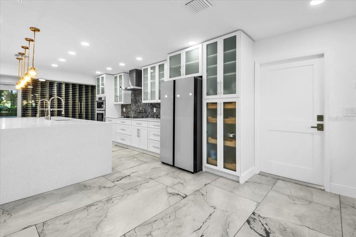 SIESTA ISLES - Residential