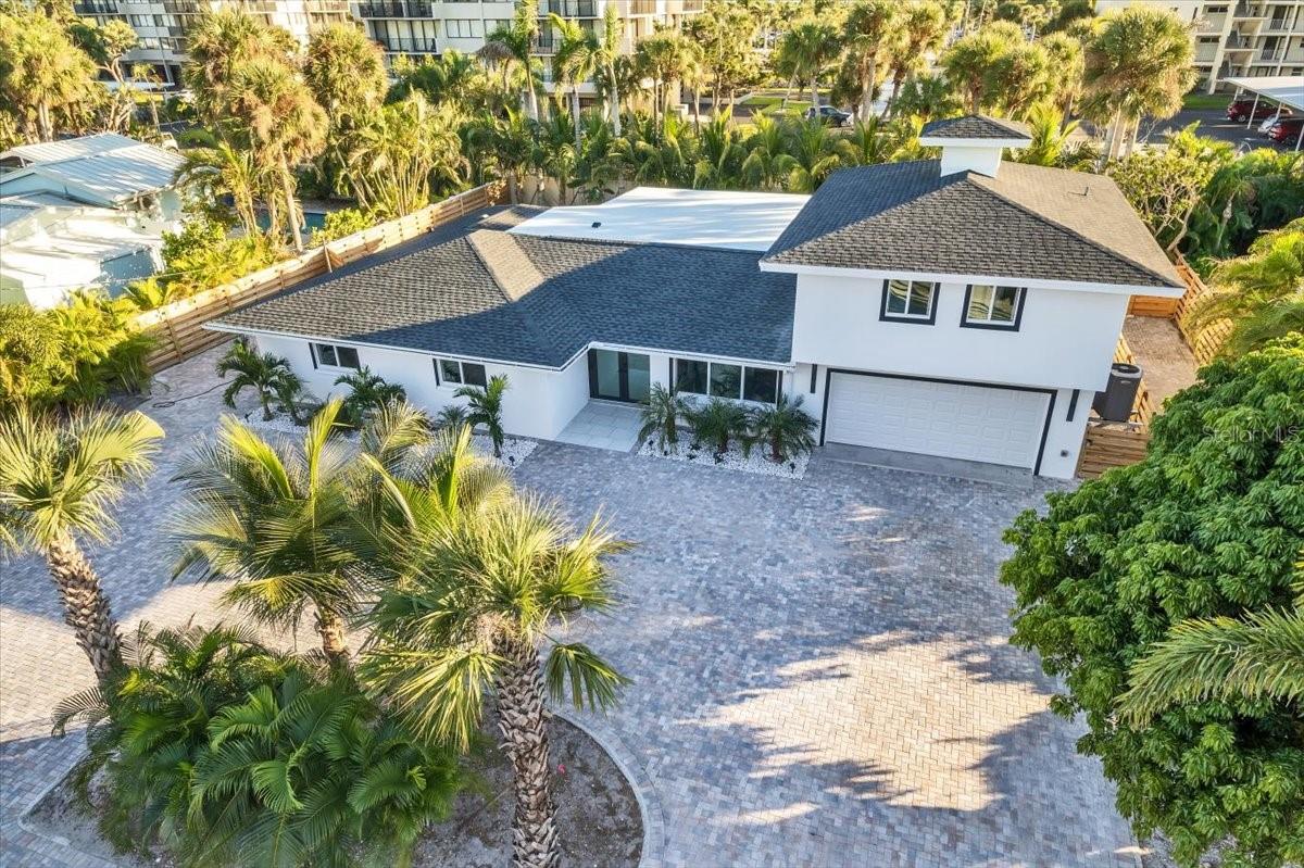 SIESTA ISLES - Residential