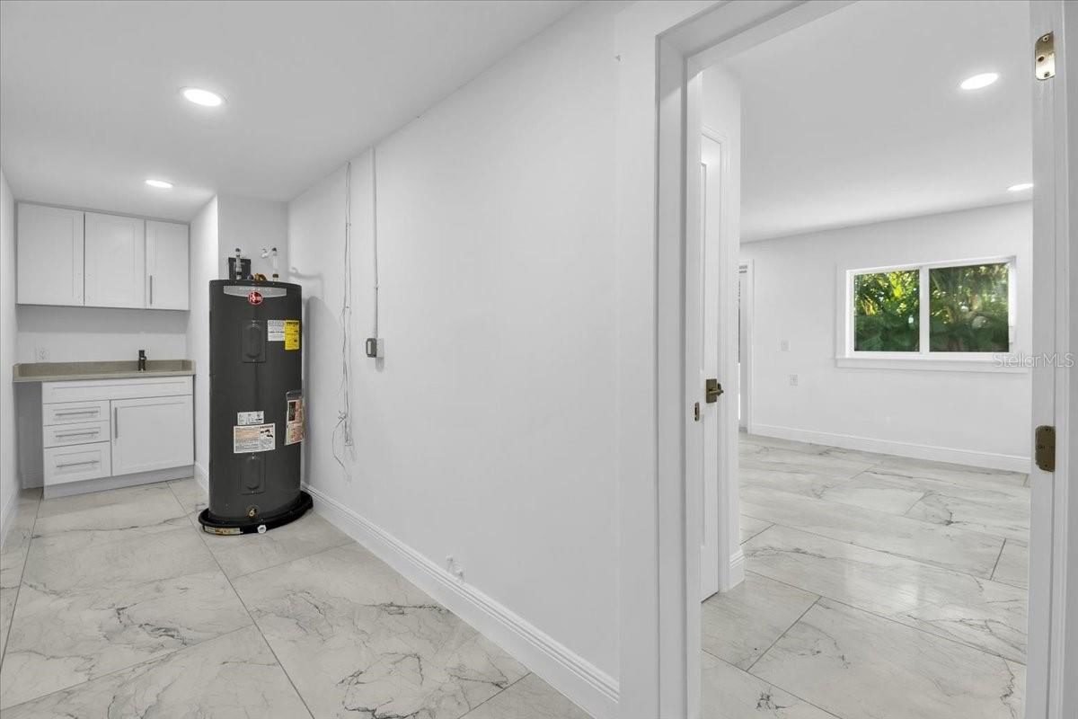 SIESTA ISLES - Residential