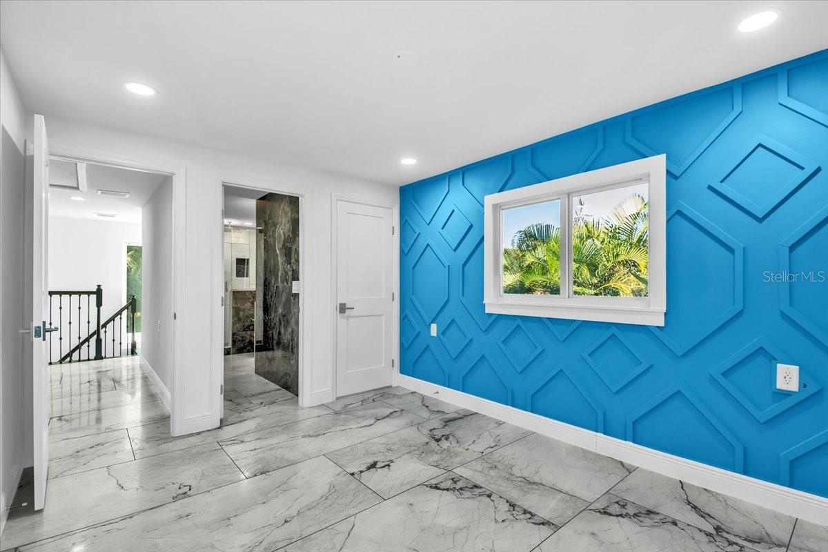 SIESTA ISLES - Residential