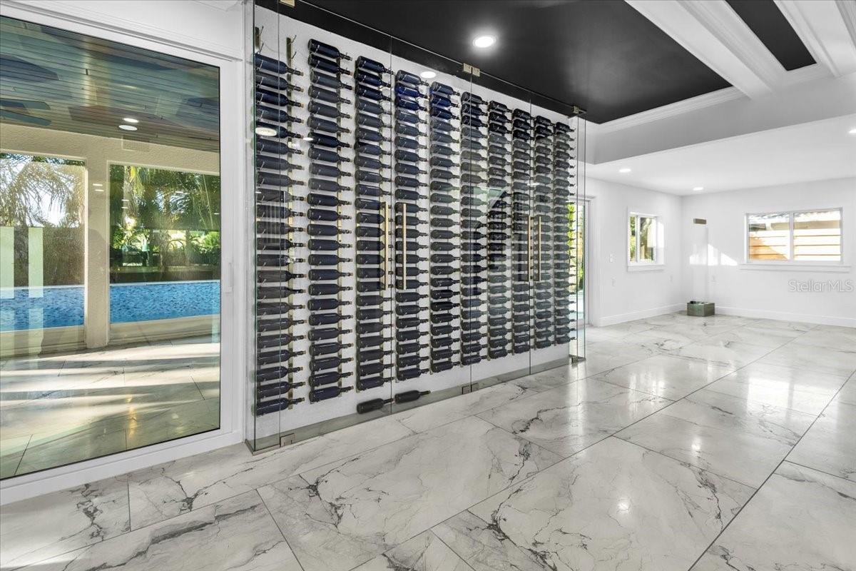 SIESTA ISLES - Residential