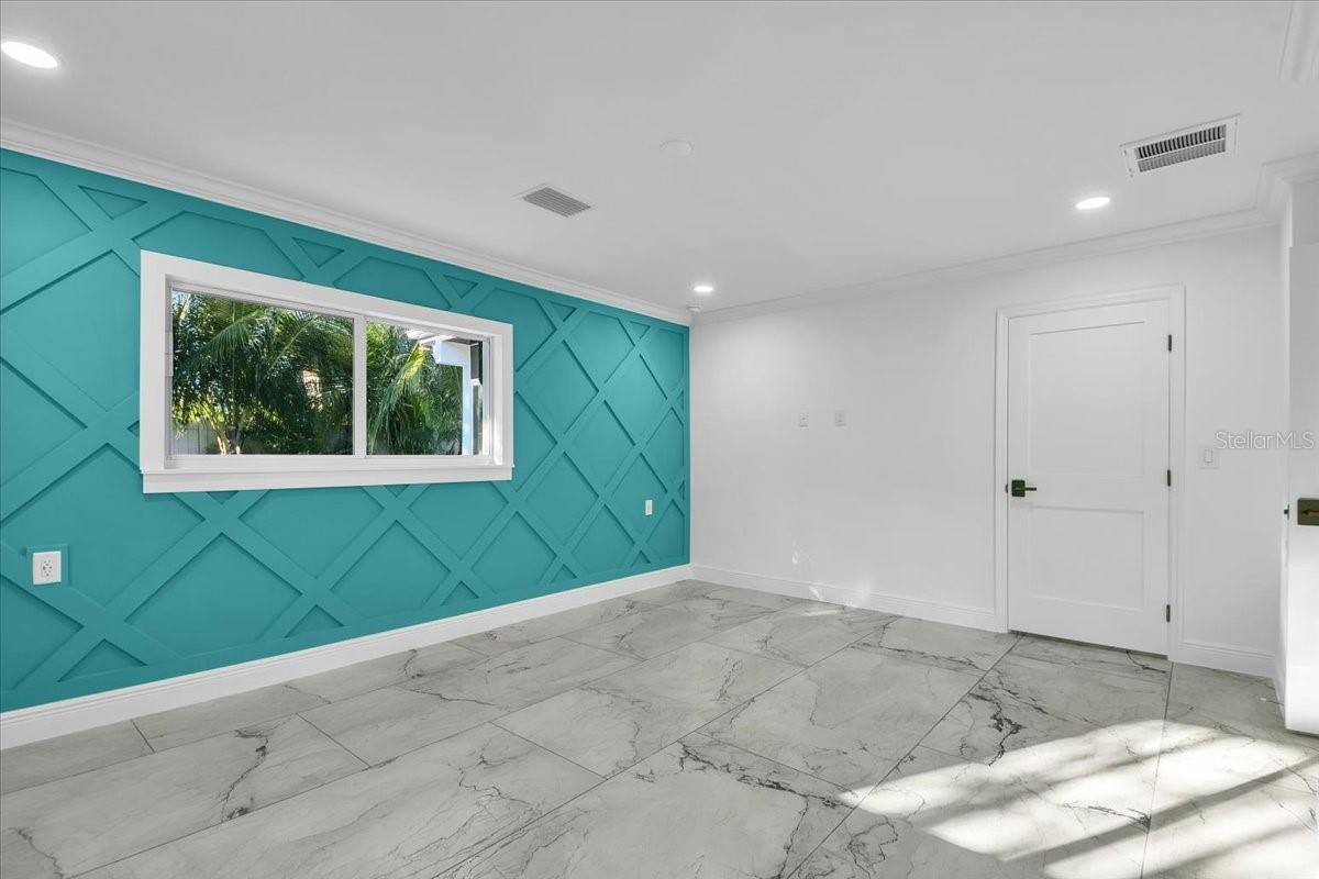 SIESTA ISLES - Residential