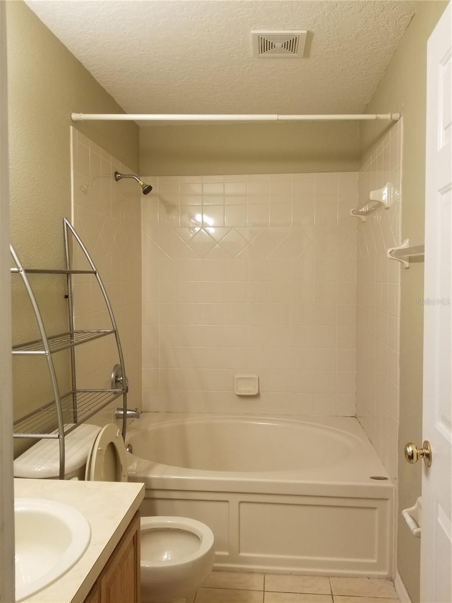 KINGS MILL - Residential Lease