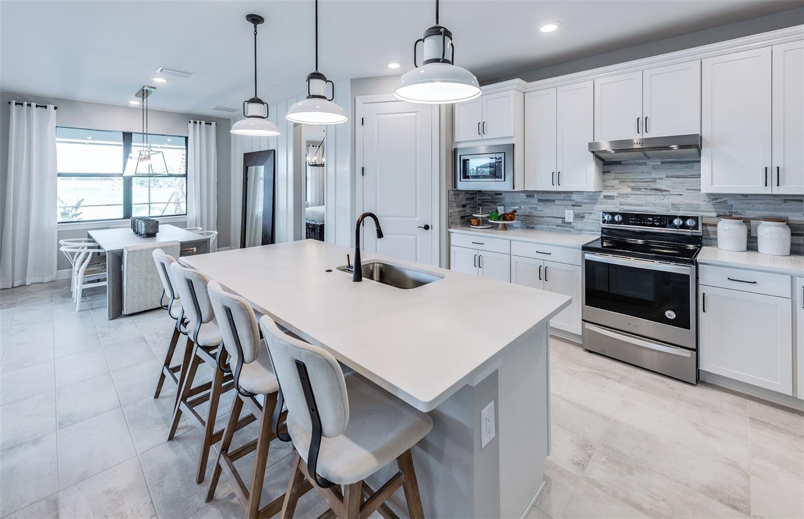 5622 SILVERSIDE PINE COURT