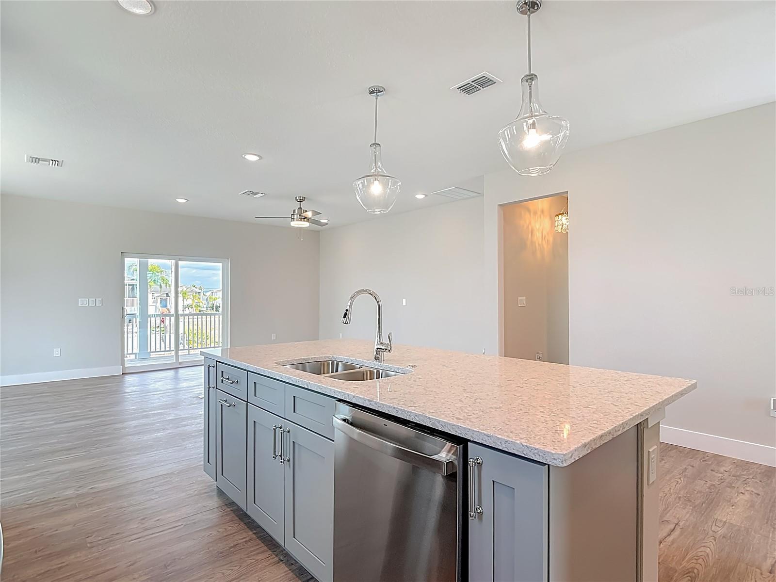 HERNANDO BEACH - Residential