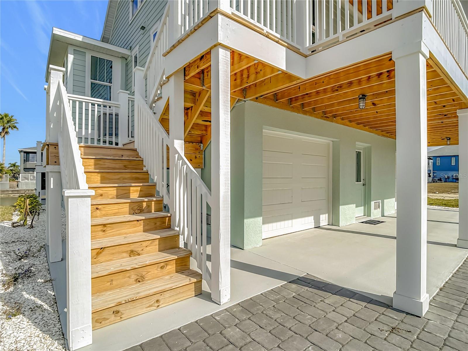 HERNANDO BEACH - Residential