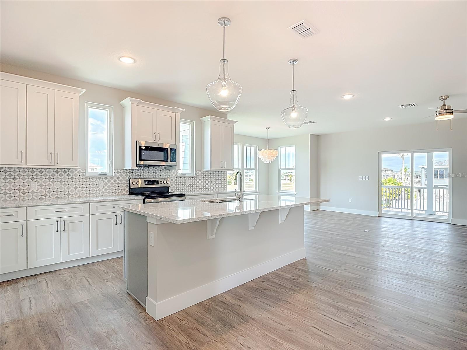 HERNANDO BEACH - Residential