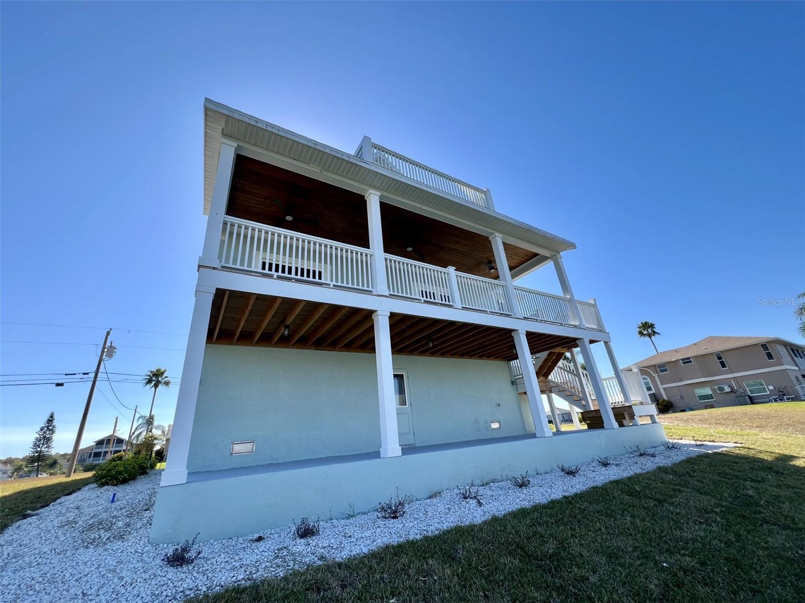 HERNANDO BEACH - Residential