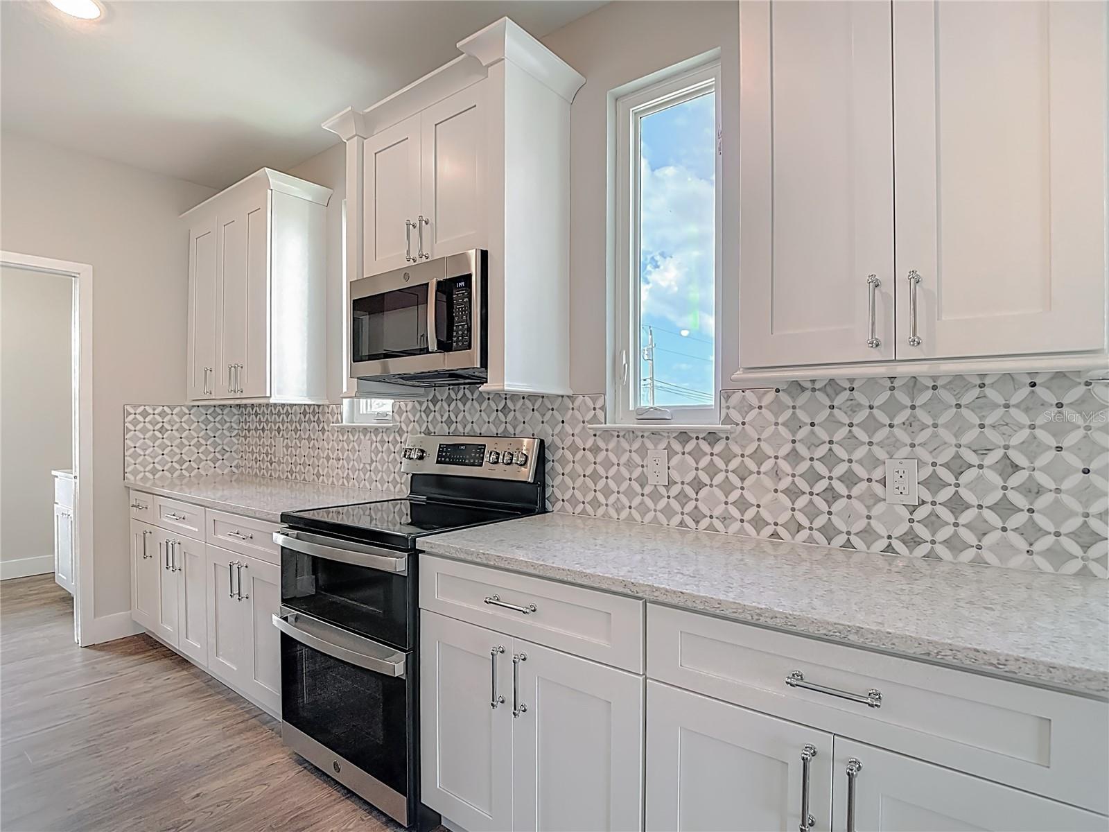 HERNANDO BEACH - Residential