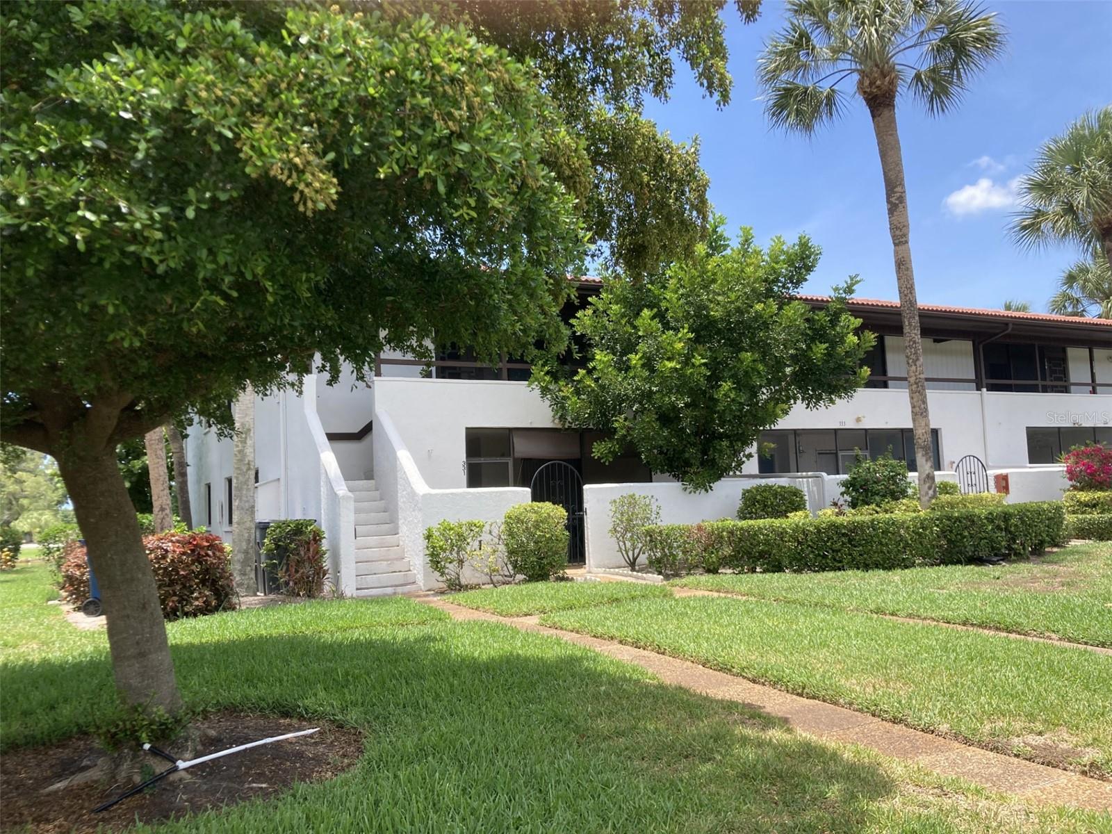 VALENCIA GARDEN III - Residential