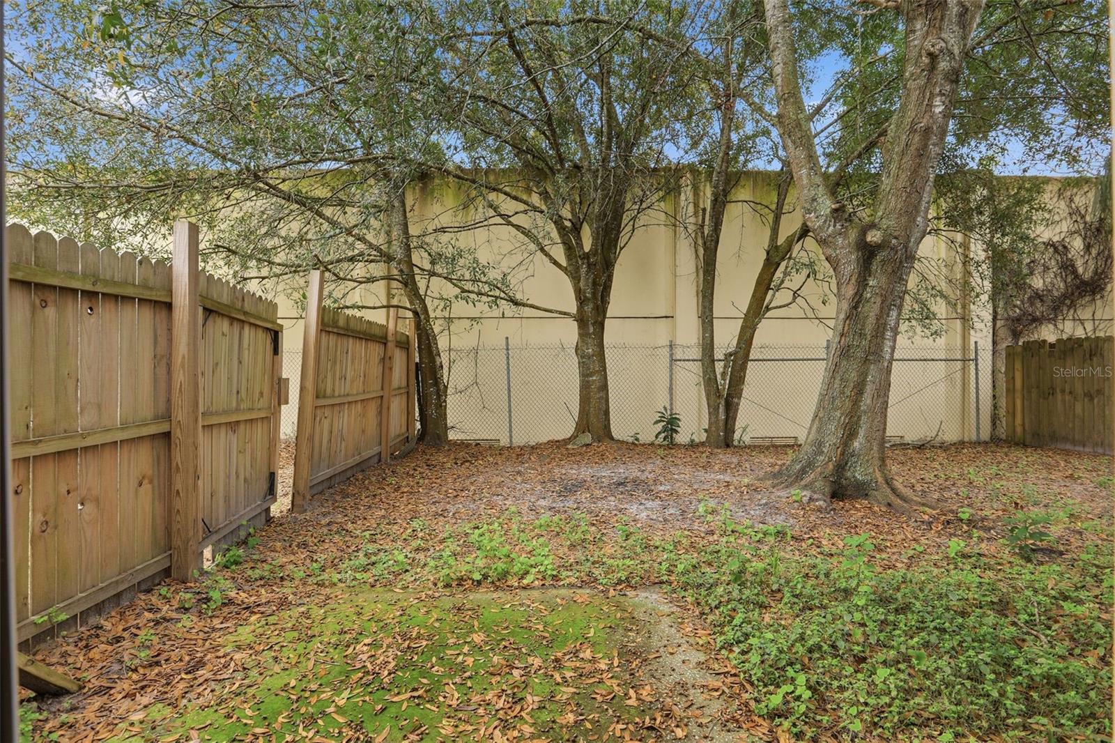 DANIELS CROSSING - Residential