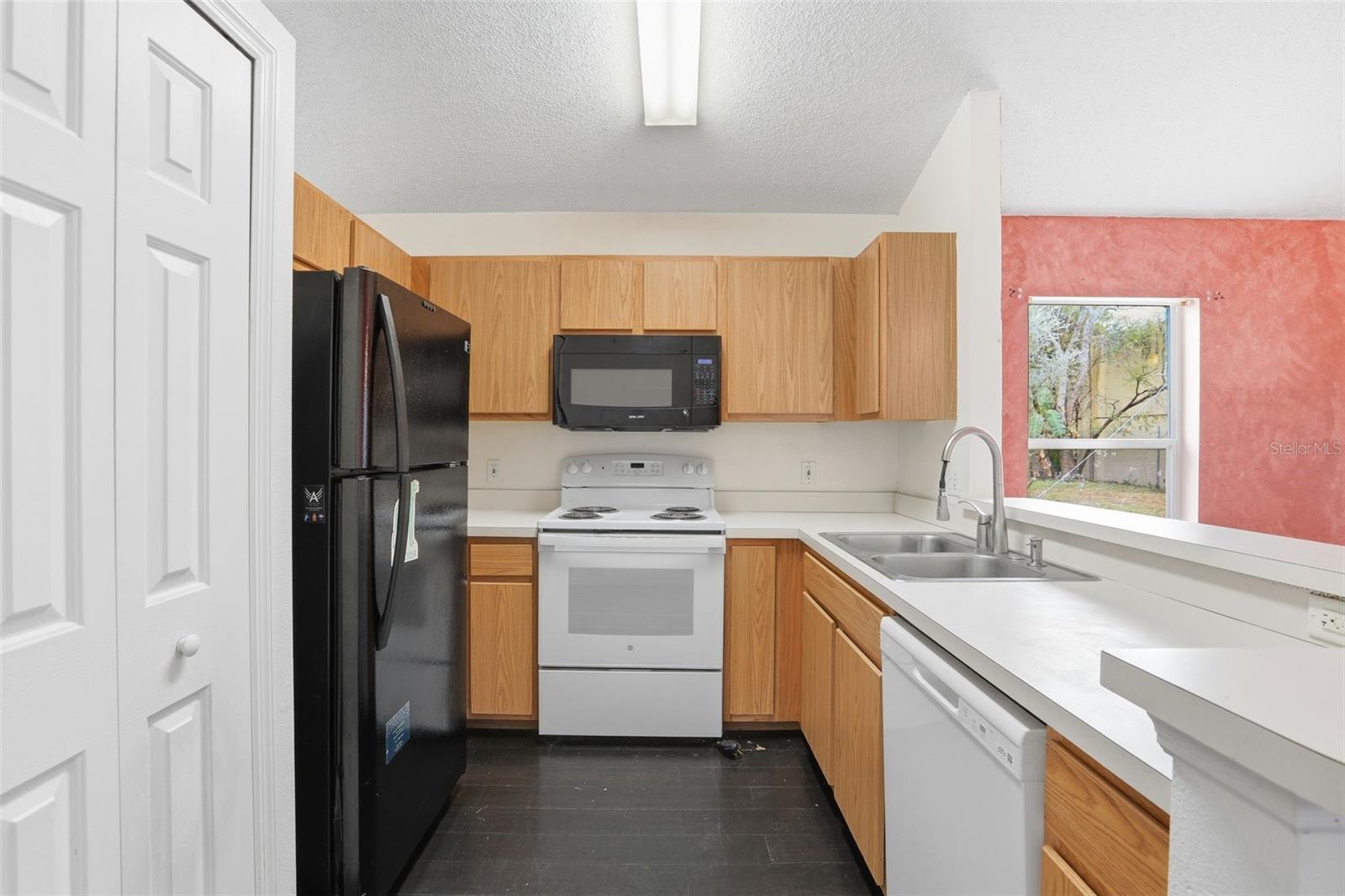 DANIELS CROSSING - Residential