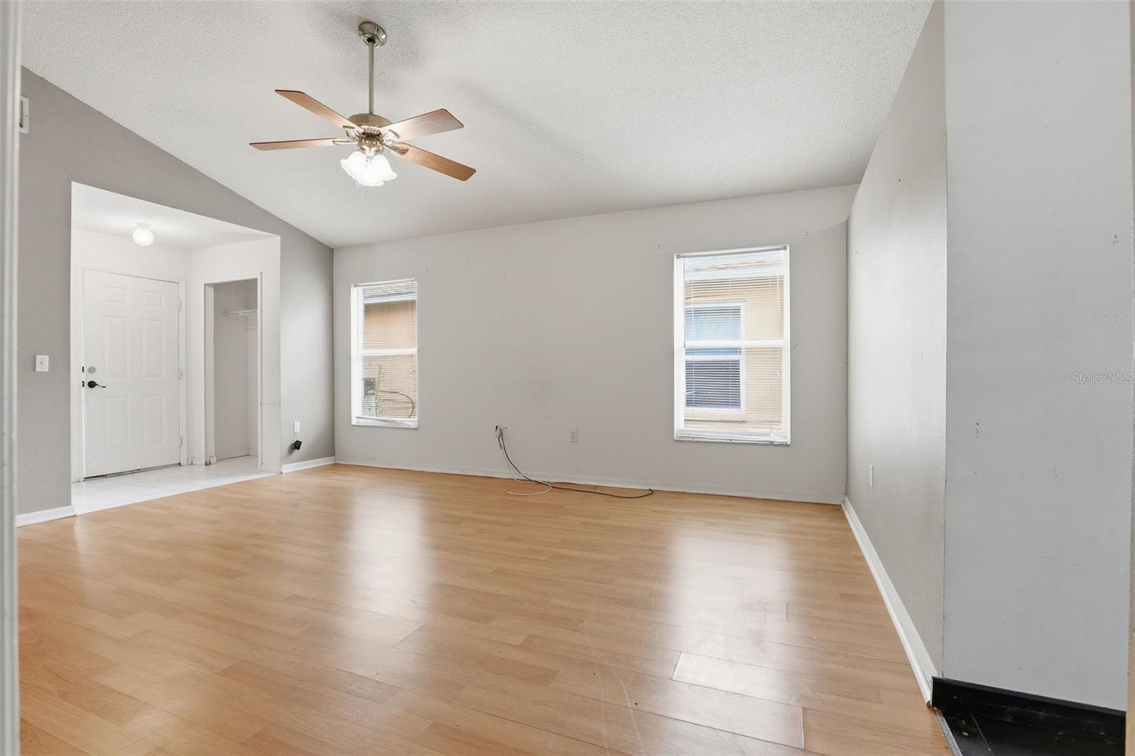 306 DANIELS POINTE DRIVE