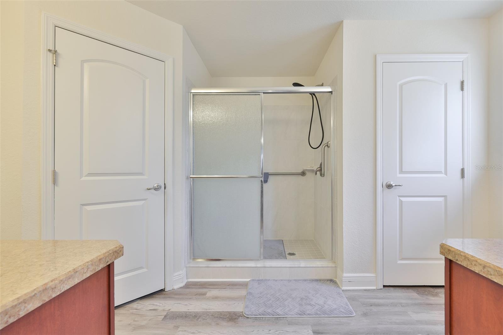 ROYAL HIGHLANDS - Residential