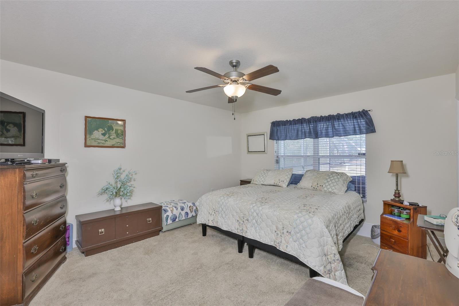 ROYAL HIGHLANDS - Residential