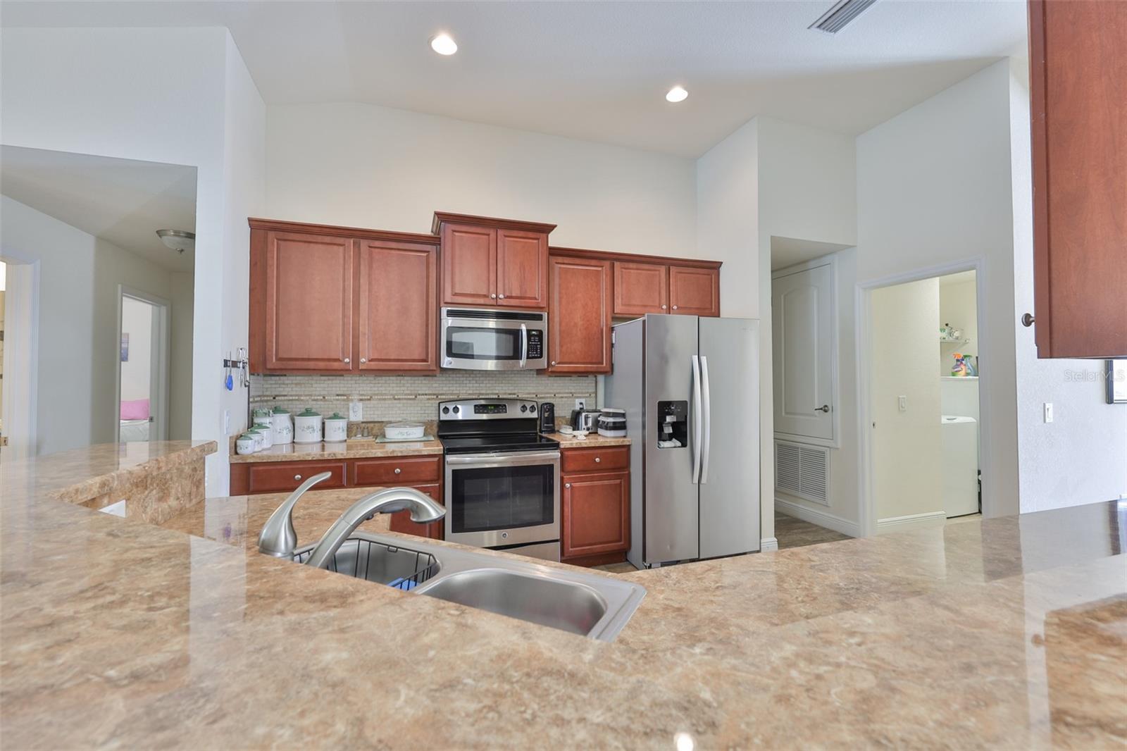 ROYAL HIGHLANDS - Residential