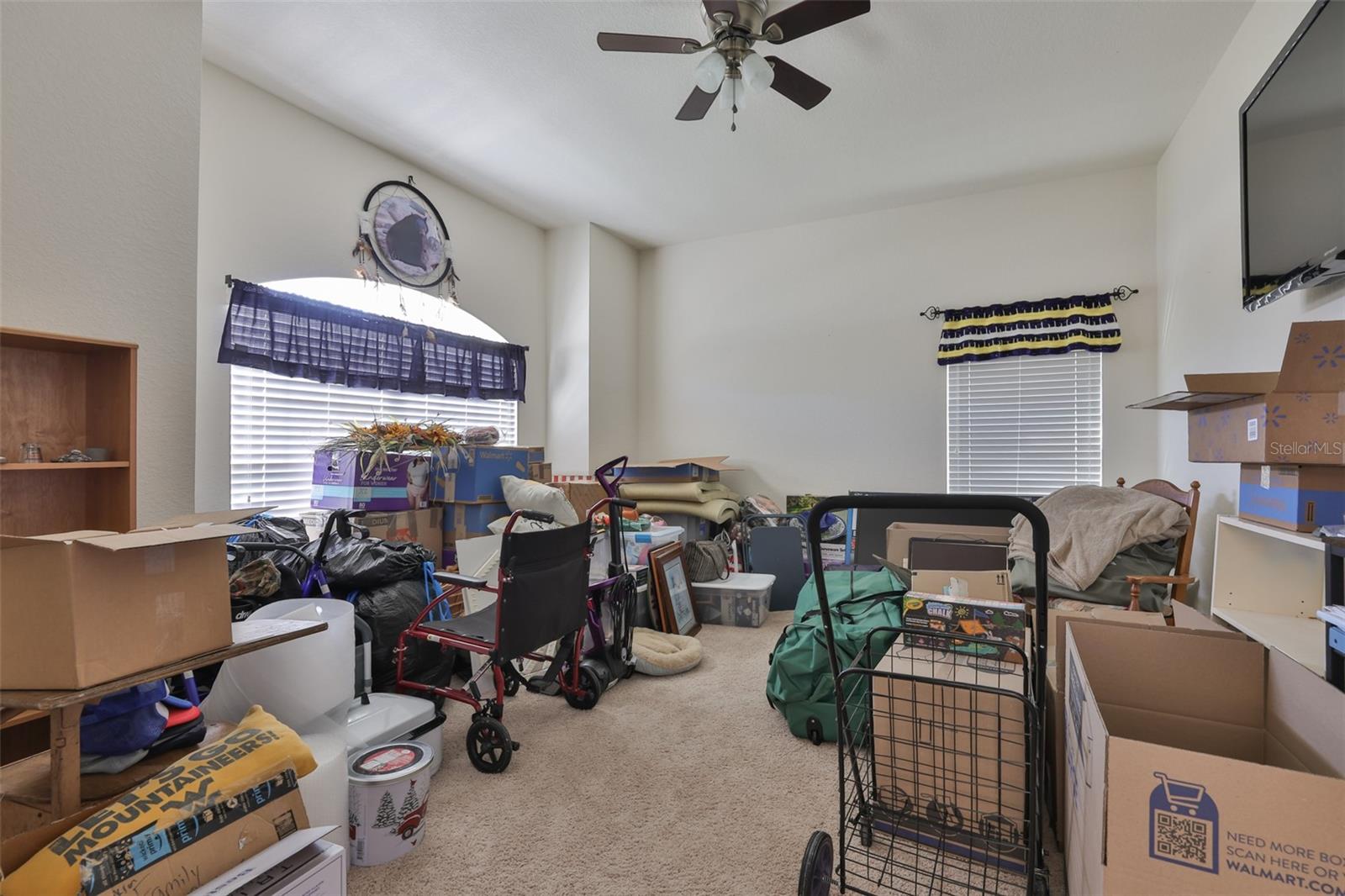 ROYAL HIGHLANDS - Residential