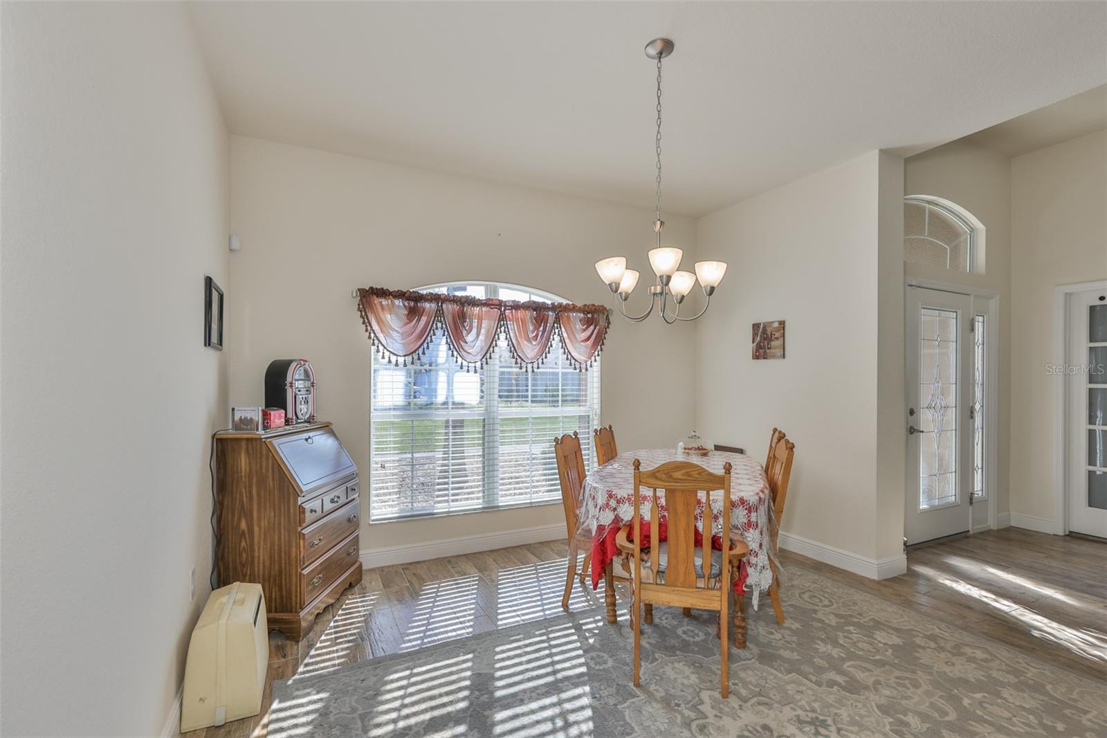 ROYAL HIGHLANDS - Residential