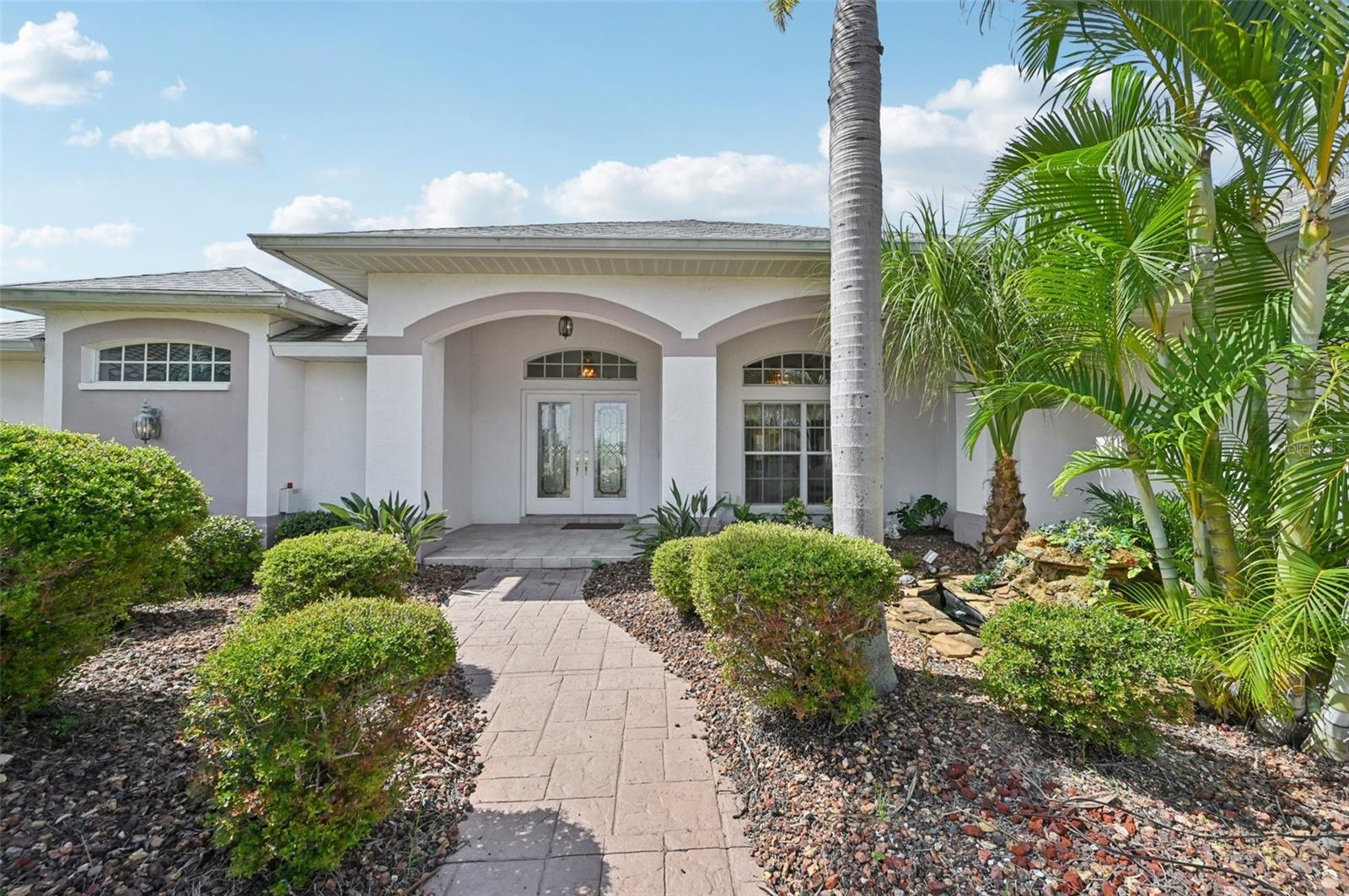 4173 BEACH VIEW COURT