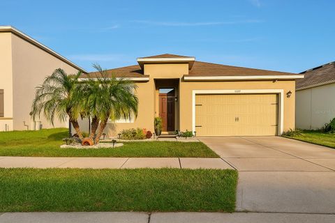 Photo of 3082 Royal Tern Drive, Winter Haven, FL 33881 (MLS # S5139785)