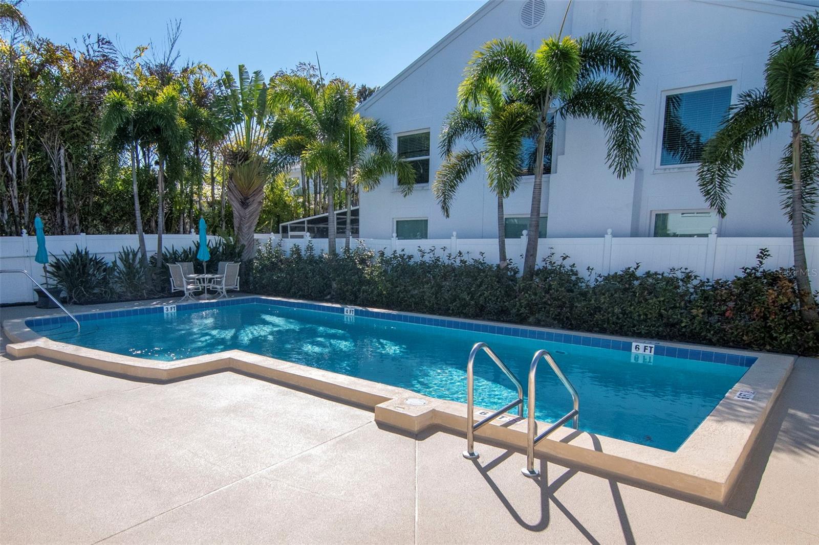 COURTYARDS OF TAMPA A CONDOMIN - Residential