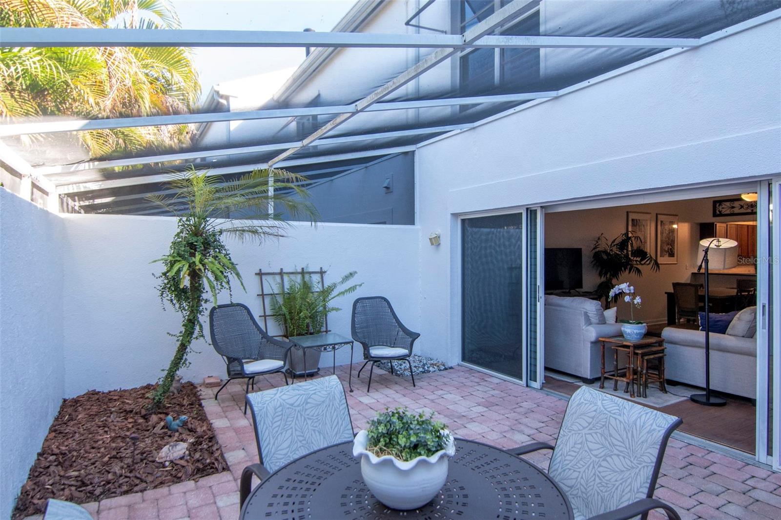 COURTYARDS OF TAMPA A CONDOMIN - Residential