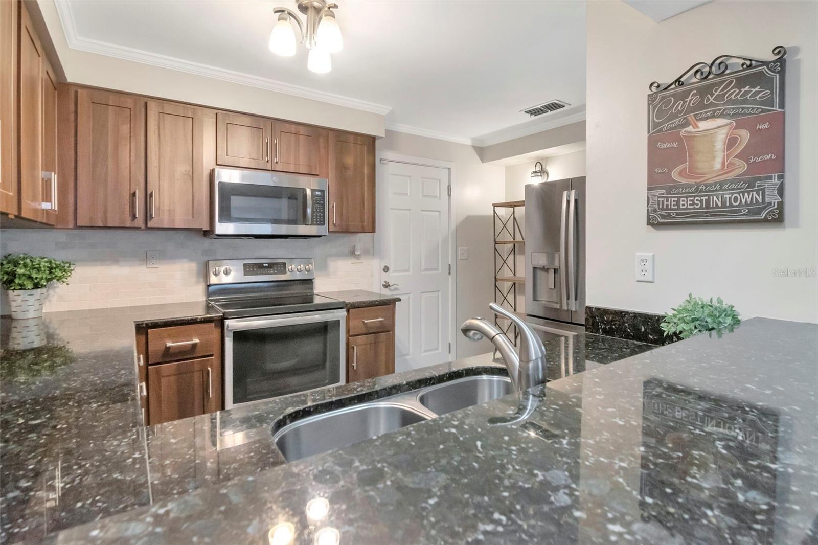 COURTYARDS OF TAMPA A CONDOMIN - Residential