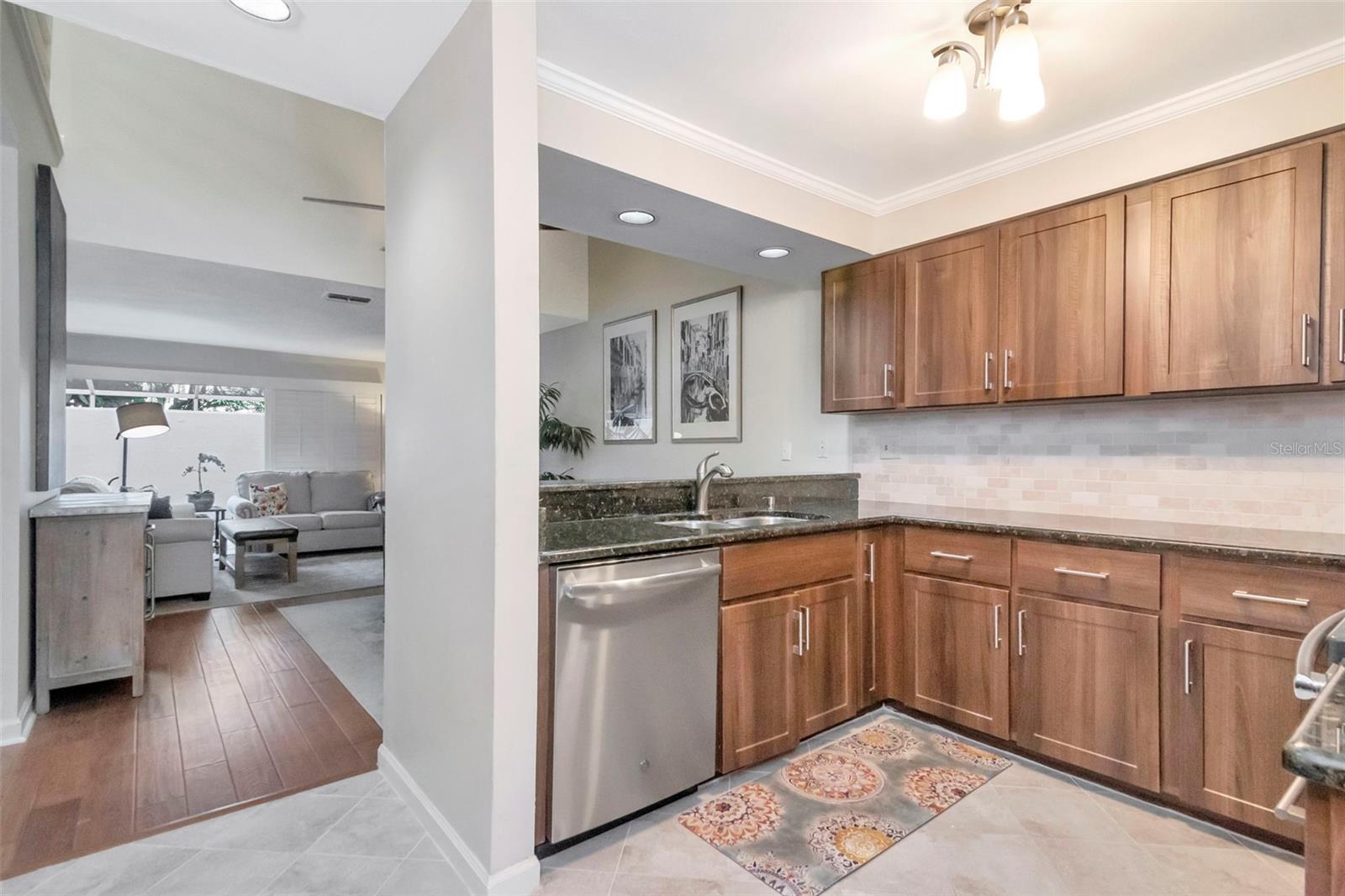 COURTYARDS OF TAMPA A CONDOMIN - Residential