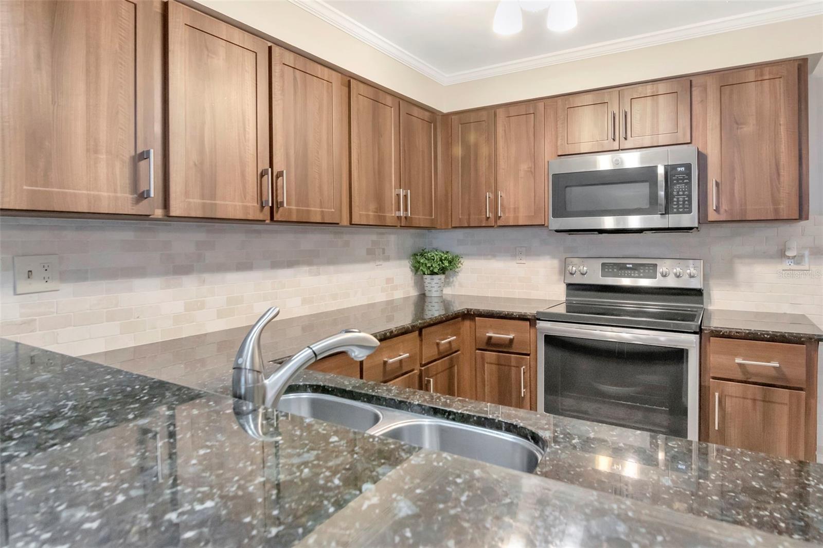 COURTYARDS OF TAMPA A CONDOMIN - Residential