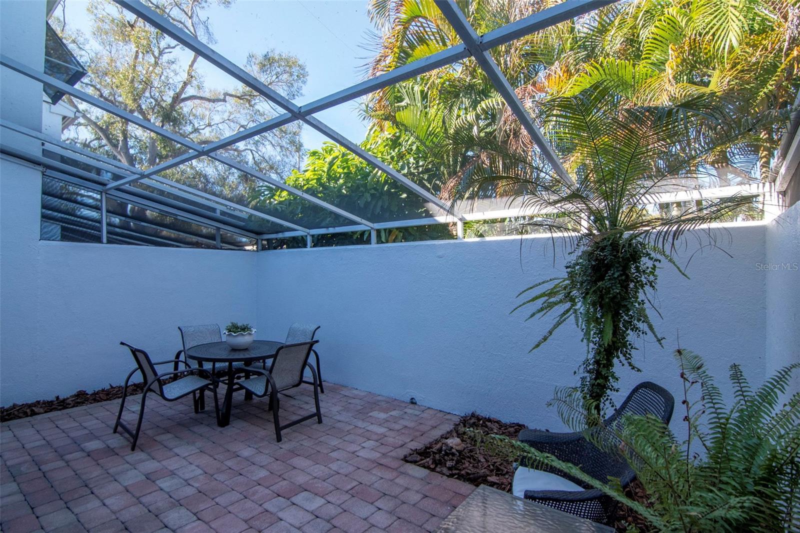 COURTYARDS OF TAMPA A CONDOMIN - Residential