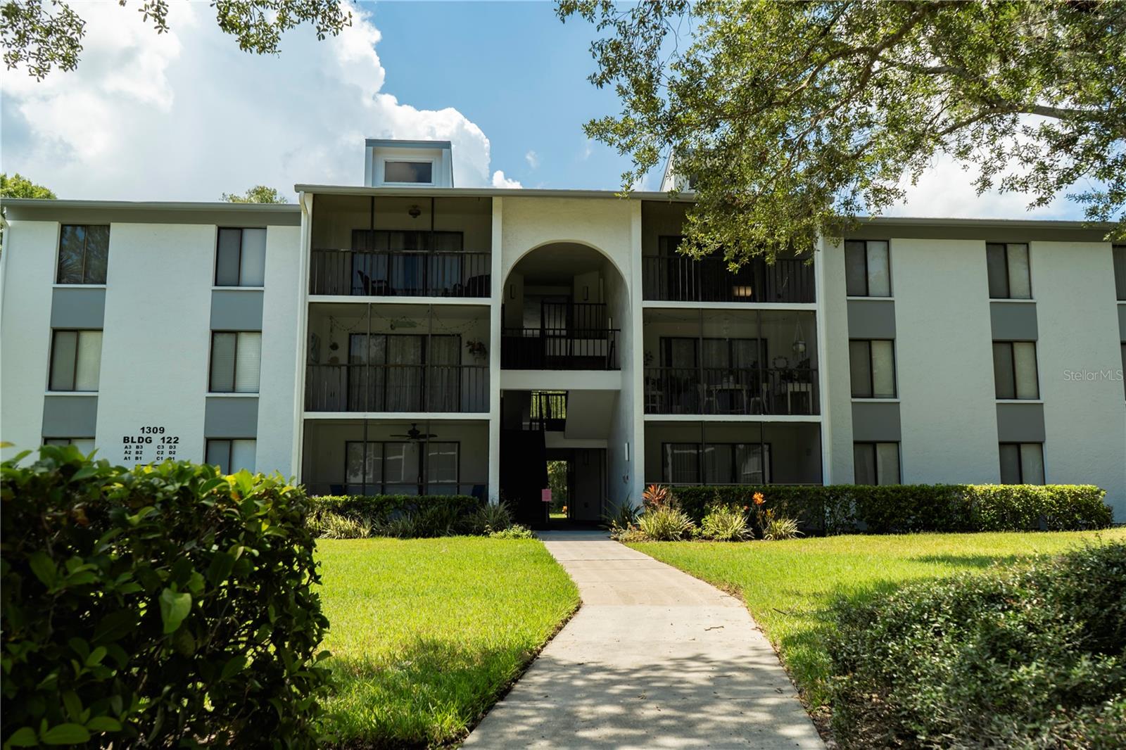 1309 PINE RIDGE CIRCLE E D3