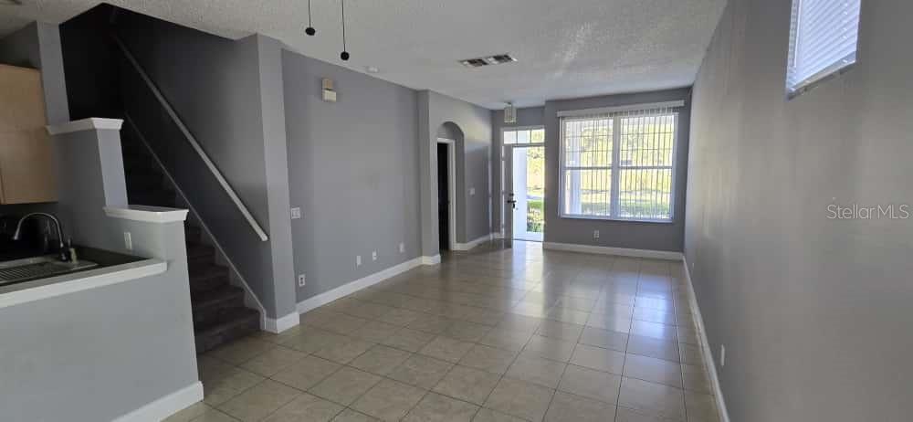 AVALON PARK VILLAGE 03 47/96 - Residential Lease
