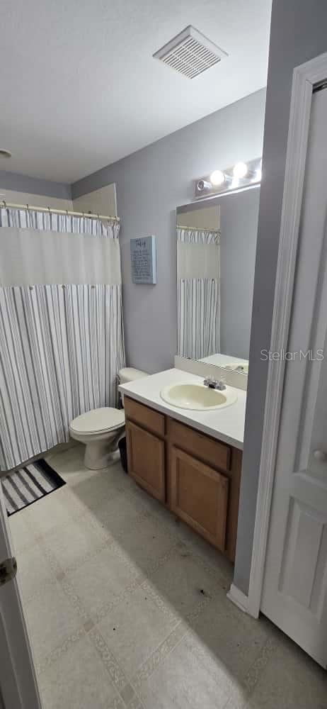 AVALON PARK VILLAGE 03 47/96 - Residential Lease