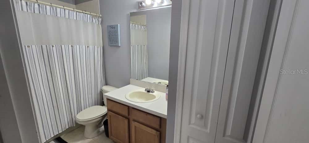 AVALON PARK VILLAGE 03 47/96 - Residential Lease