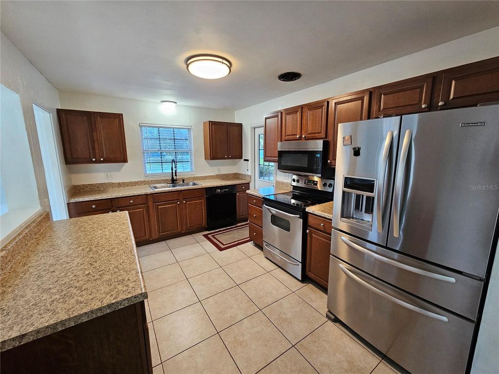 Photo of 3000 Browning Street, Sarasota, FL 34237 (MLS # R4910732)