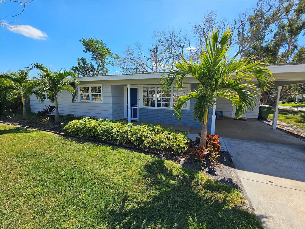 Photo of 3000 Browning Street, Sarasota, FL 34237 (MLS # R4910732)