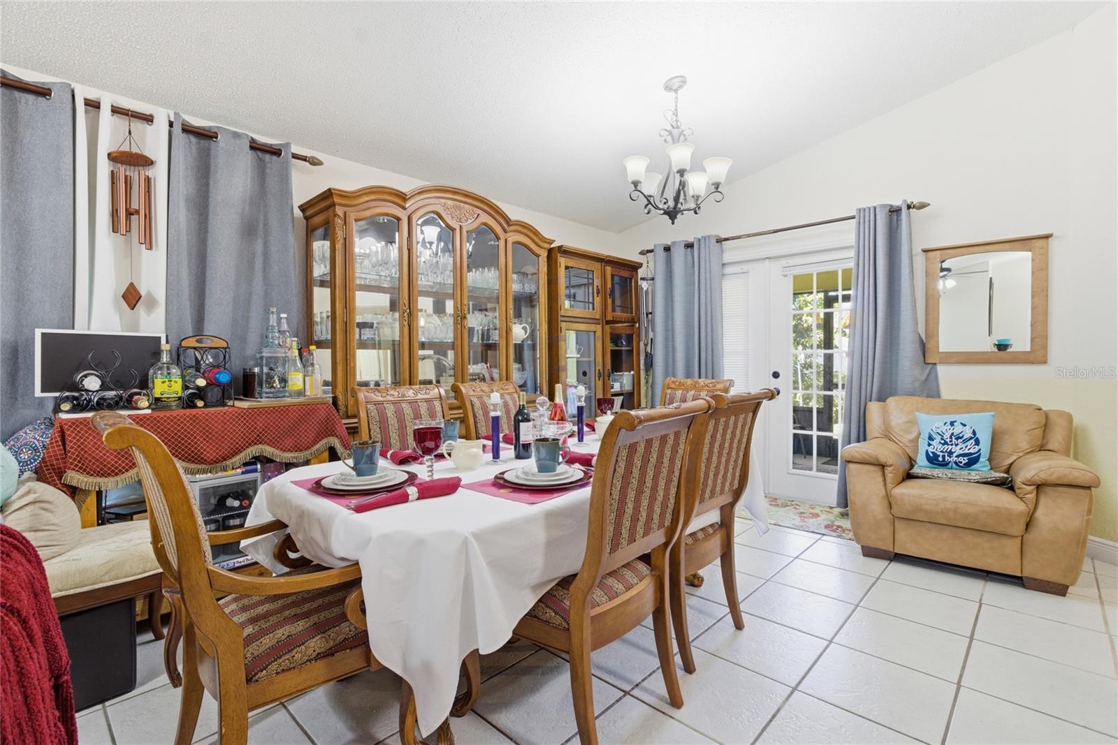 EAGLE POINT - Residential