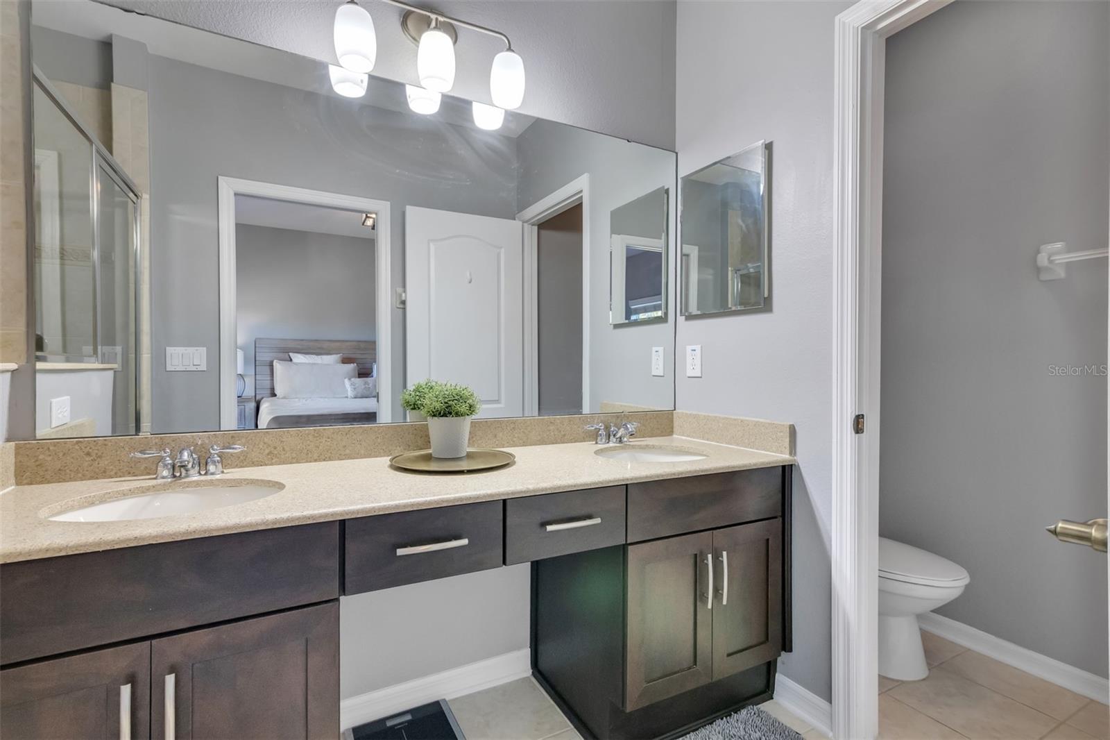 VILLA CAPRI AT METROWEST - Residential