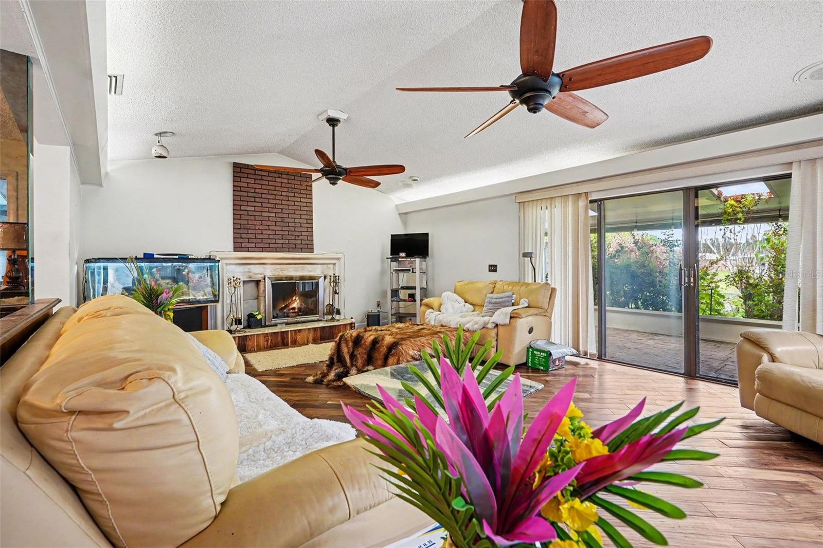 6141 PALMETTO DRIVE