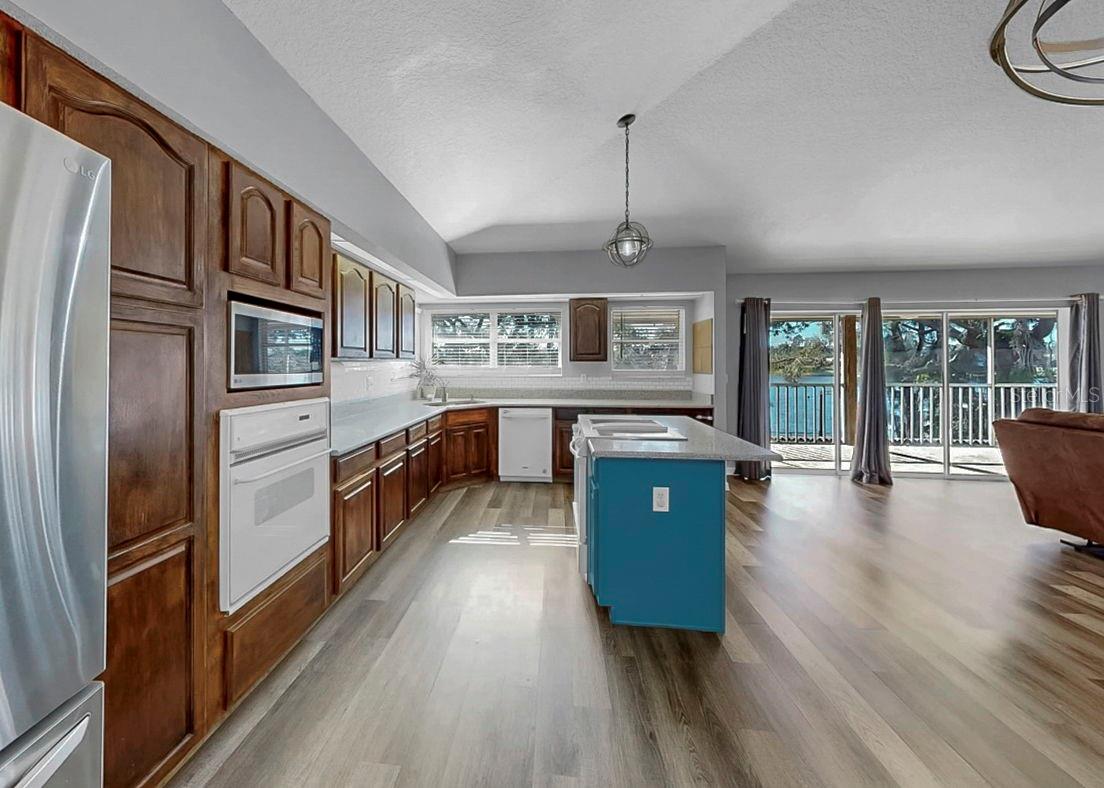 UNPLATTED - Residential