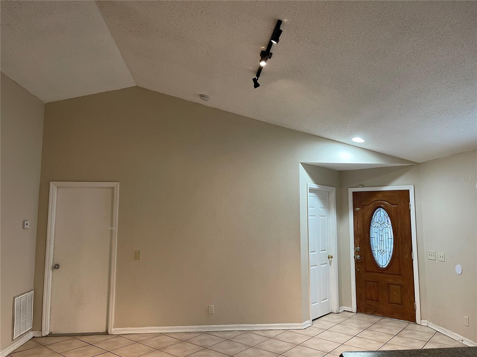 COPPER RIDGE TR D - Residential Lease