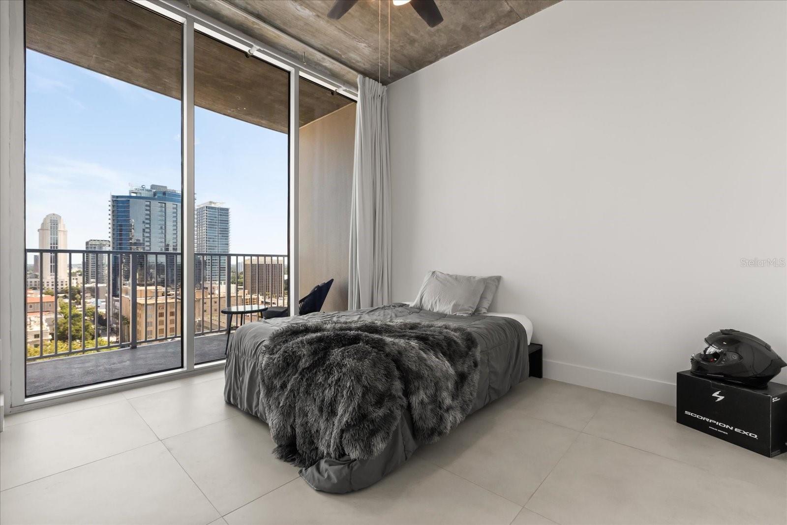 SOLAIRE/PLAZA CONDO - Residential